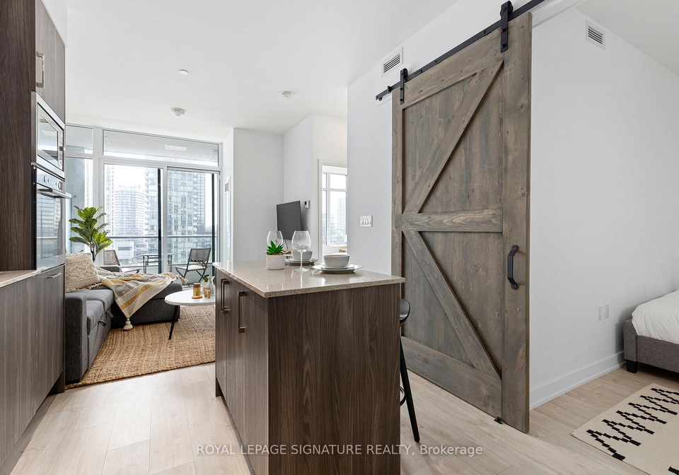 576-front-street-w-toronto-ontario-c13449604