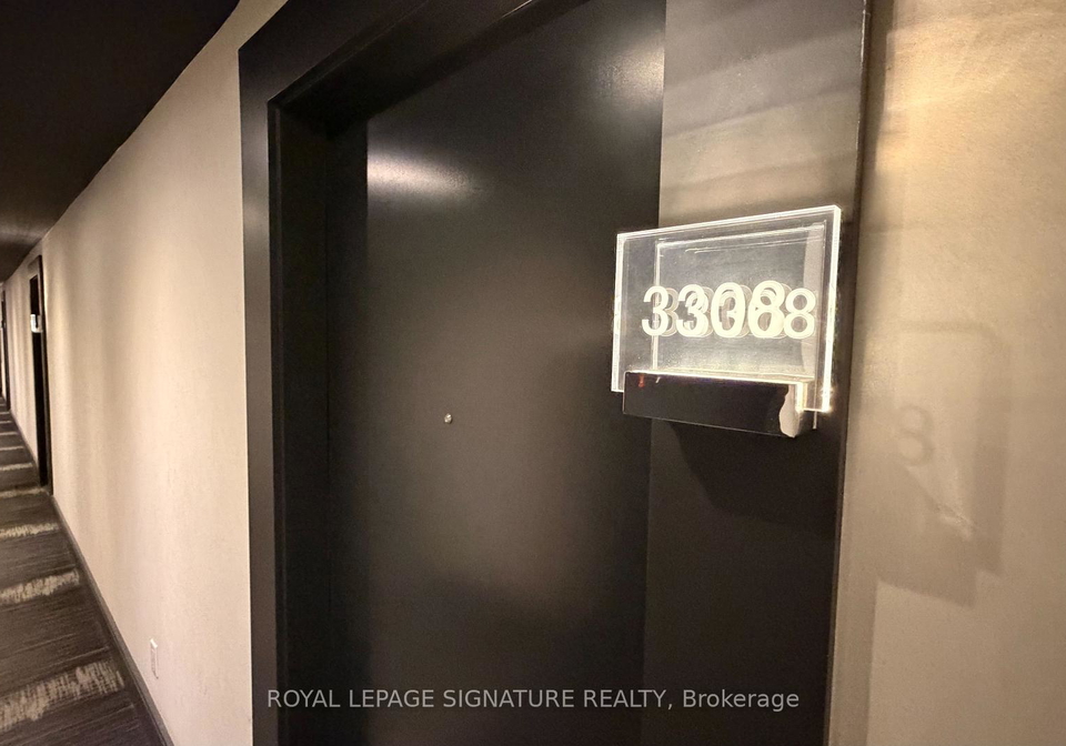 290-adelaide-street-w-toronto-ontario-c13449684