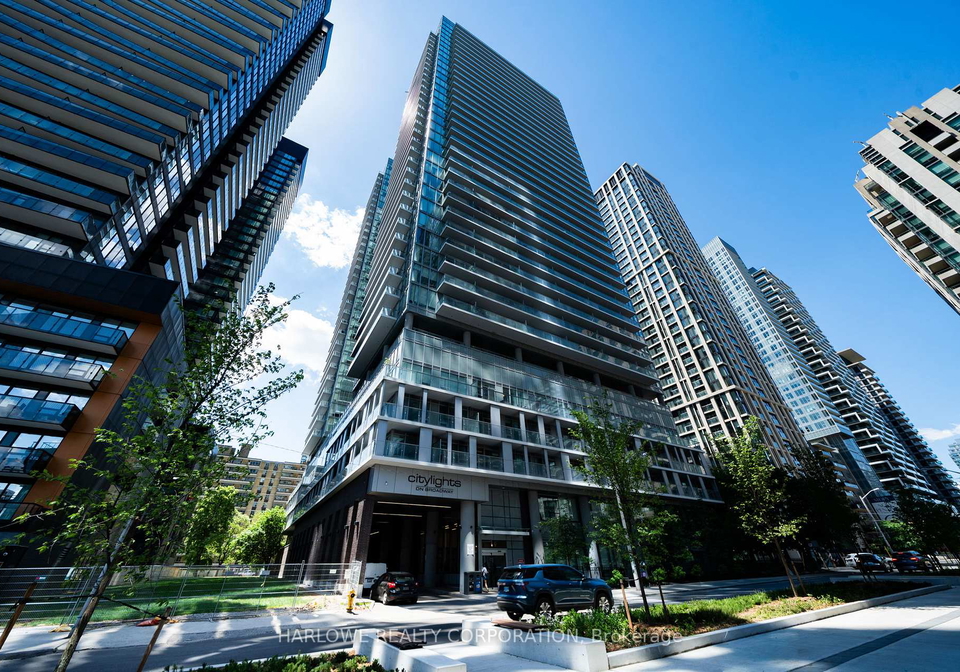99-broadway-avenue-toronto-ontario-c13449730