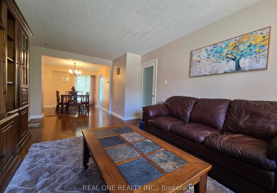 174-rusty-crestway-north-york-ontario-c13449800