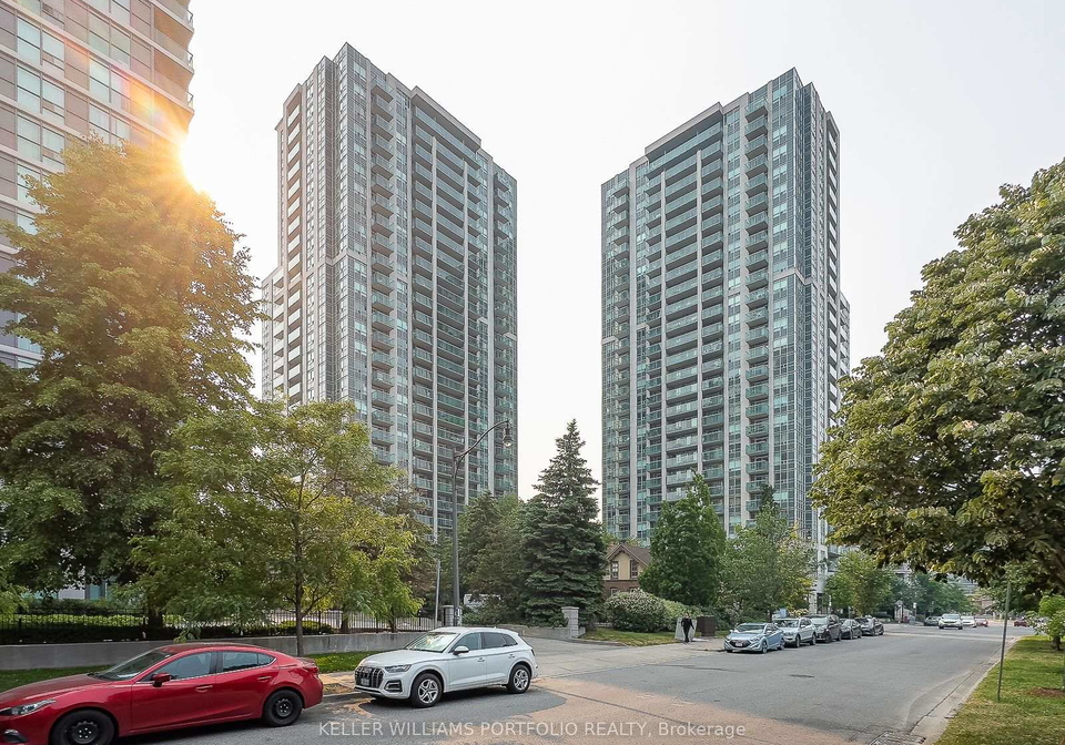 16-harrison-garden-boulevard-north-york-ontario-c13450054