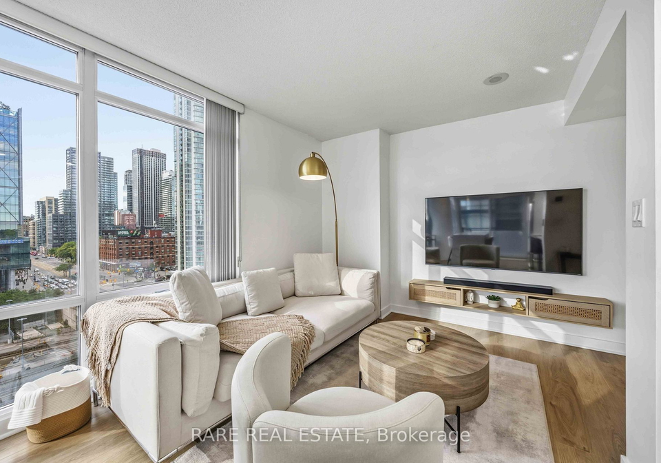 4k-spadina-avenue-toronto-ontario-c13450086