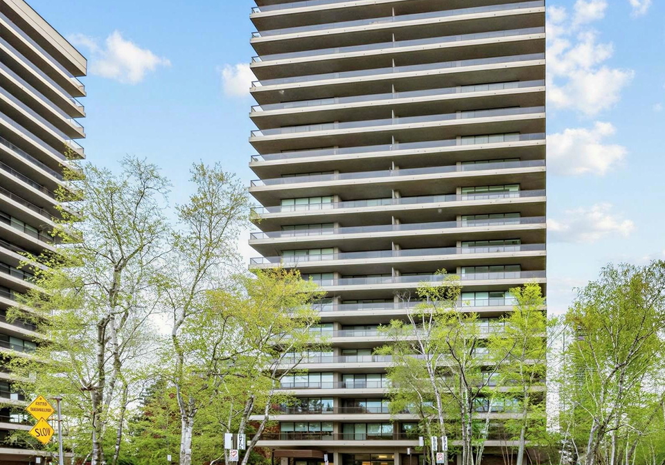 20-avoca-avenue-toronto-ontario-c13450172