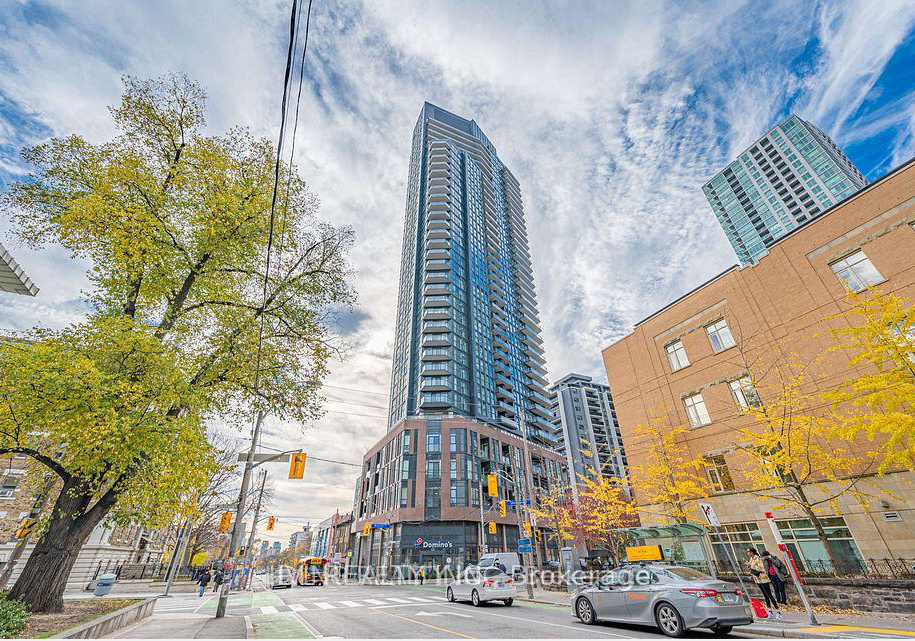 159-wellesley-street-e-toronto-ontario-c13450180