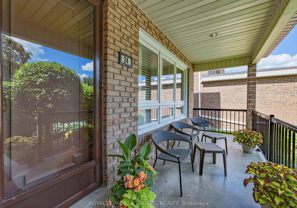 24-rockland-drive-north-york-ontario-c13450242