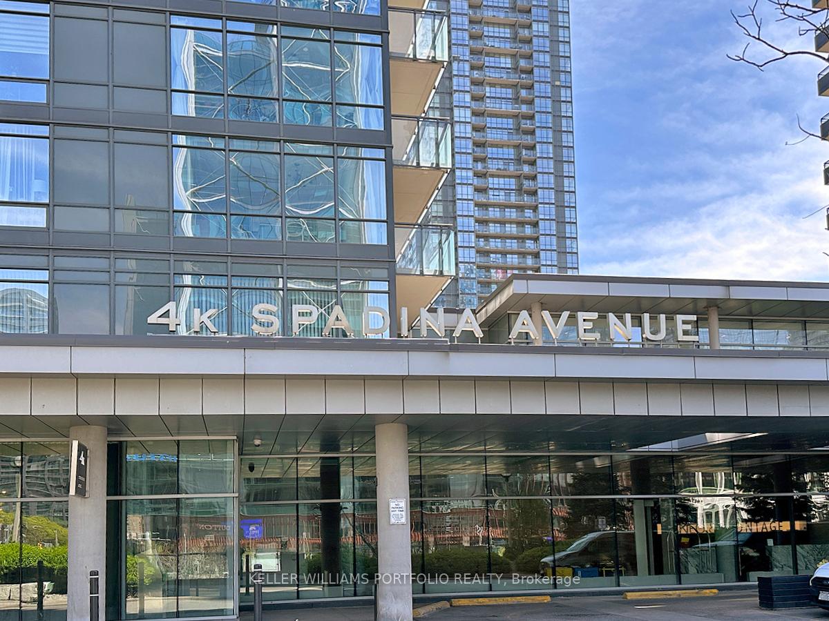 4k-spadina-avenue-toronto-ontario-c13450258