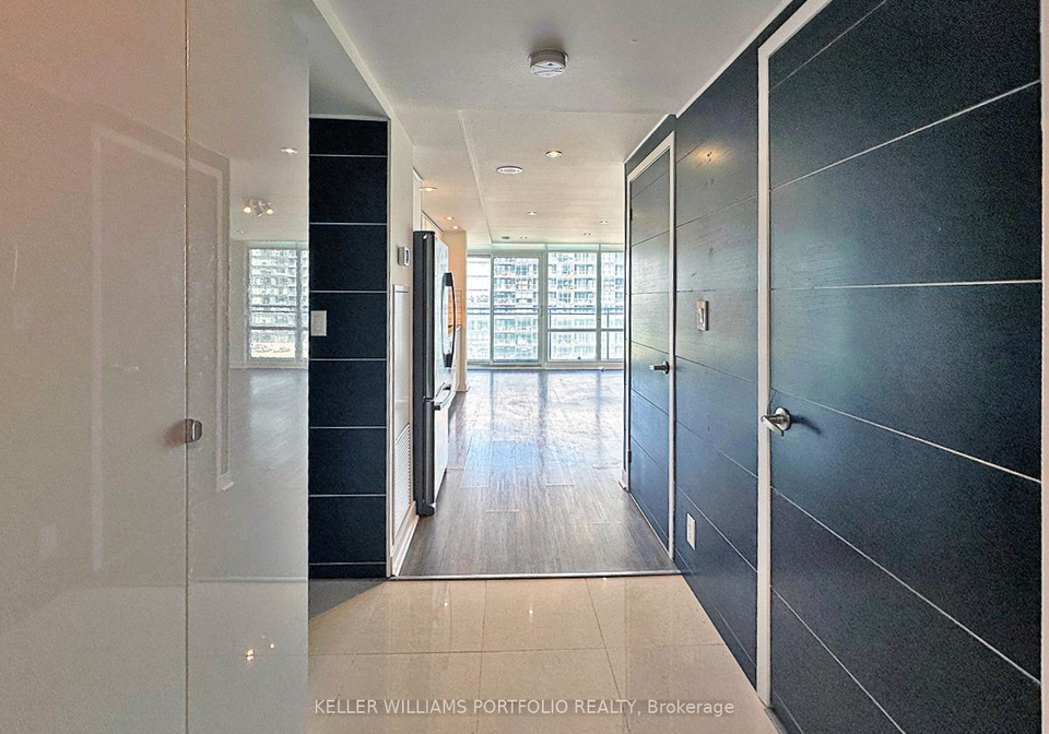 4k-spadina-avenue-toronto-ontario-c13450264