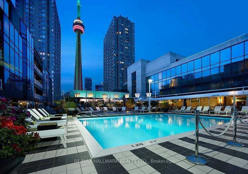 251-queens-quay-w-toronto-ontario-c13450328