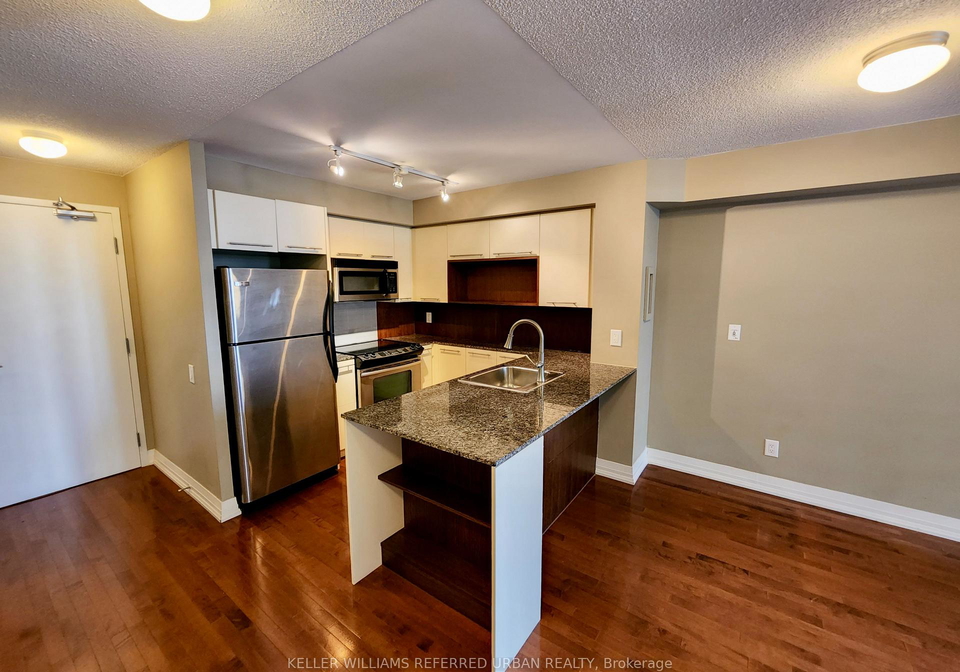 25-carlton-street-toronto-ontario-c13450426