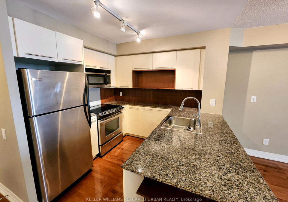 25-carlton-street-toronto-ontario-c13450426
