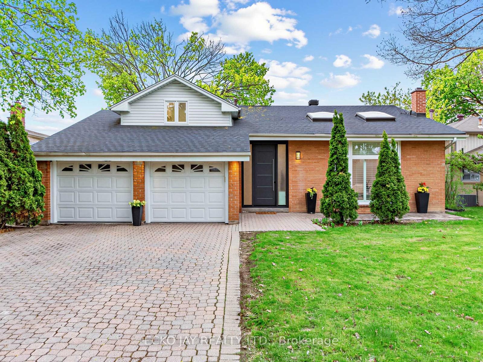 27-silkwood-crescent-north-york-ontario-c13450472