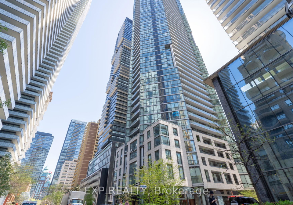 45-charles-street-e-toronto-ontario-c13450656