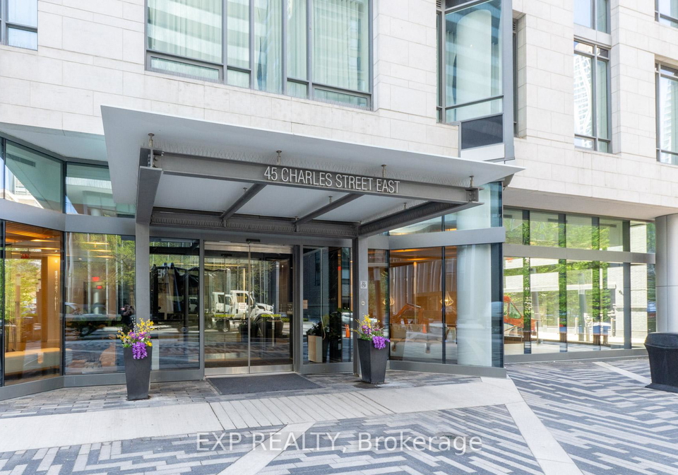 45-charles-street-e-toronto-ontario-c13450656