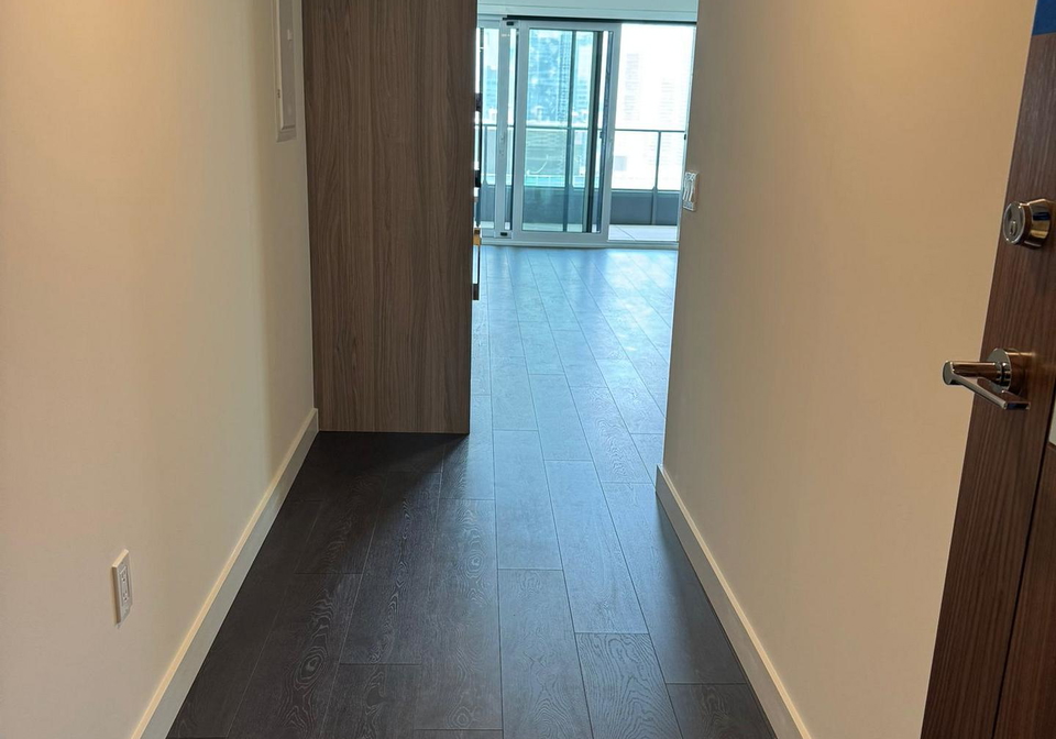3-concord-cityplace-way-toronto-ontario-c13450724