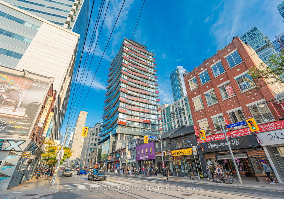 215-queen-street-w-toronto-ontario-c13451006