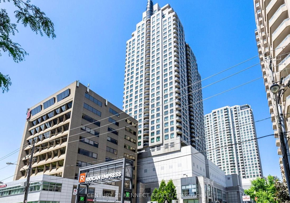 8-hillcrest-avenue-north-york-ontario-c13451082