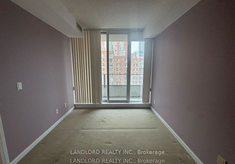 111-elizabeth-street-toronto-ontario-c13451102