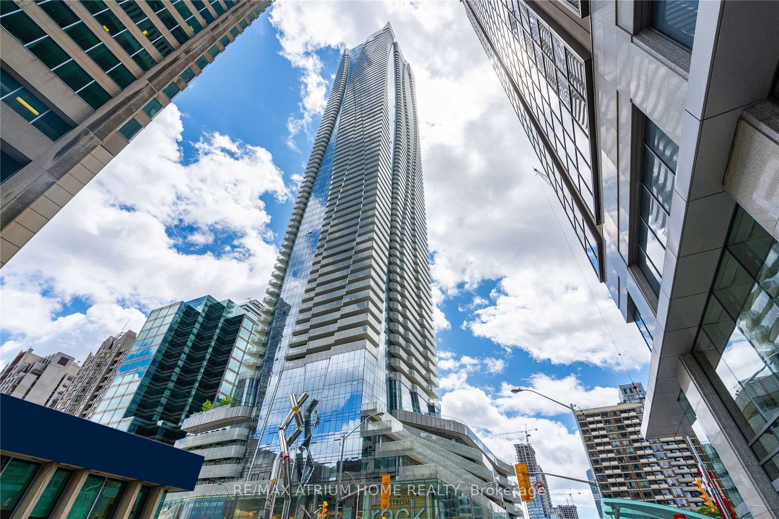 1-bloor-street-e-toronto-ontario-c13451168