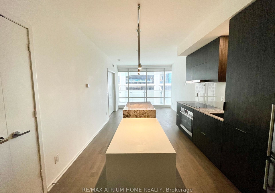 1-bloor-street-e-toronto-ontario-c13451168