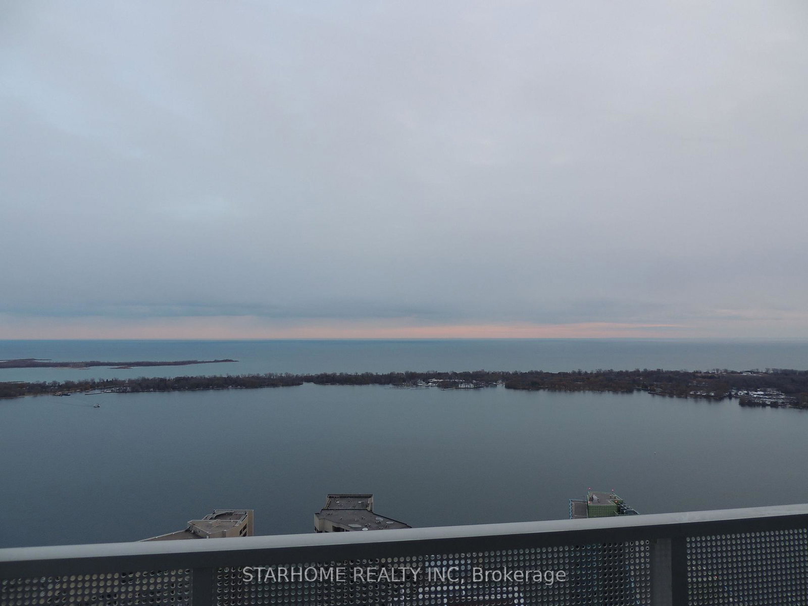 100-harbour-street-toronto-ontario-c13451188