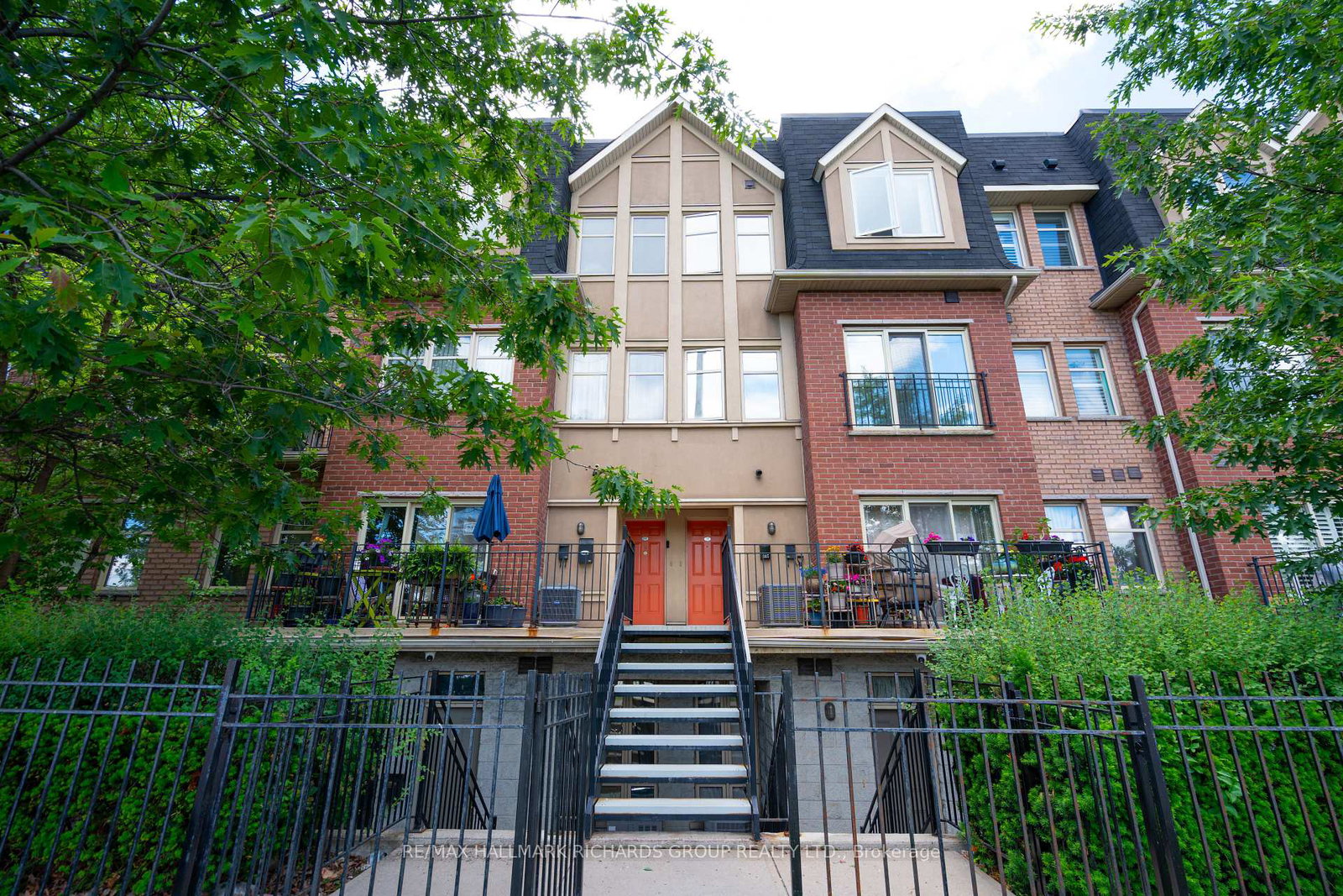 1496-victoria-park-avenue-north-york-ontario-c13451252