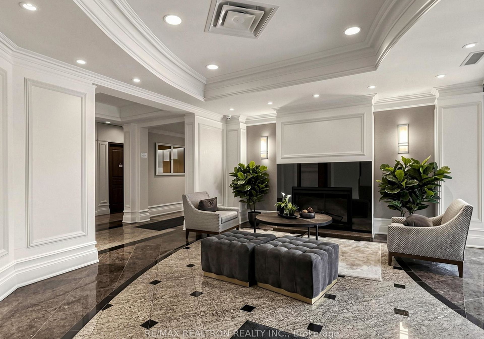 16-dallimore-circle-north-york-ontario-c13451256