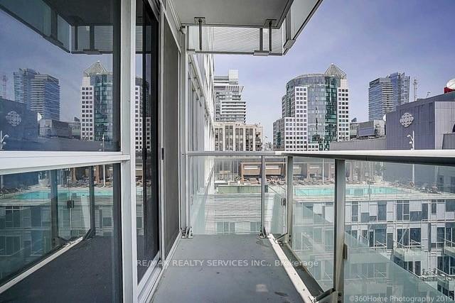 300-front-street-w-toronto-ontario-c13451354