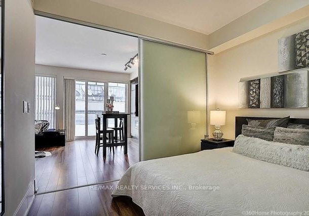 300-front-street-w-toronto-ontario-c13451354