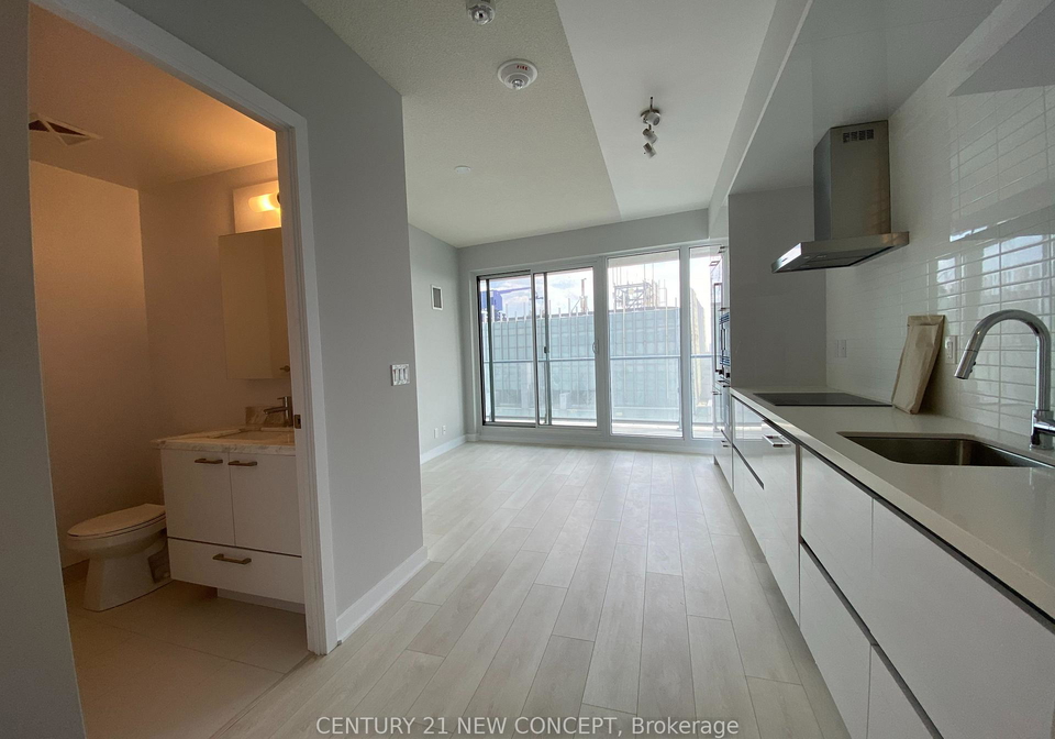 2221-yonge-street-toronto-ontario-c13451466