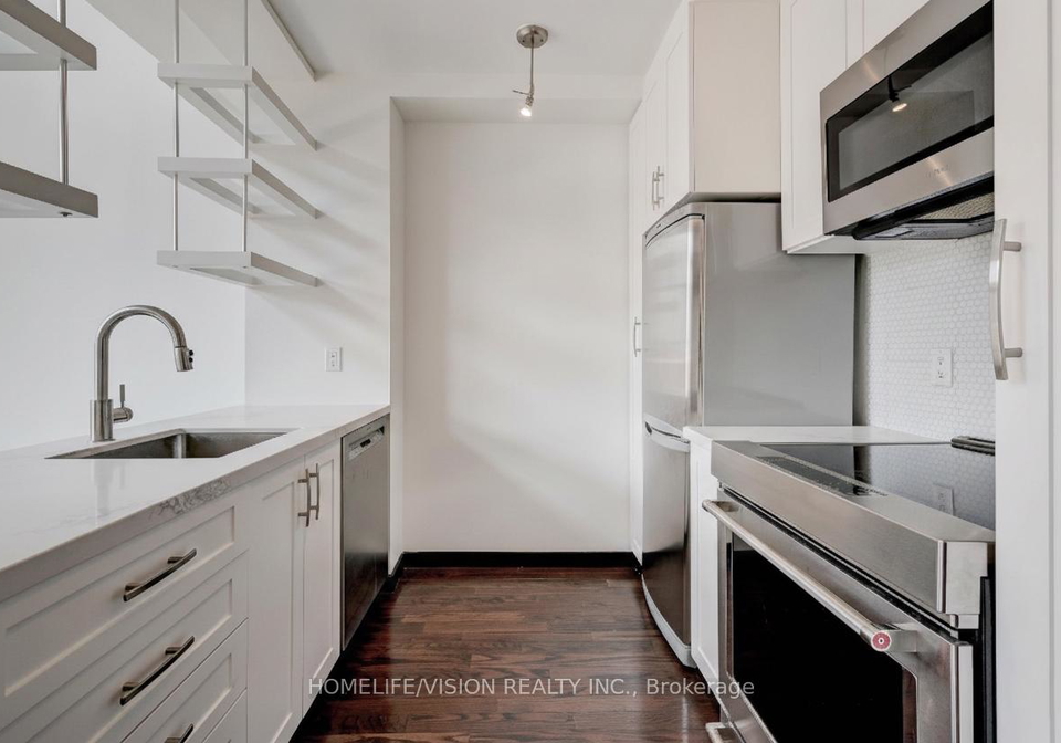915-king-street-w-toronto-ontario-c13451476