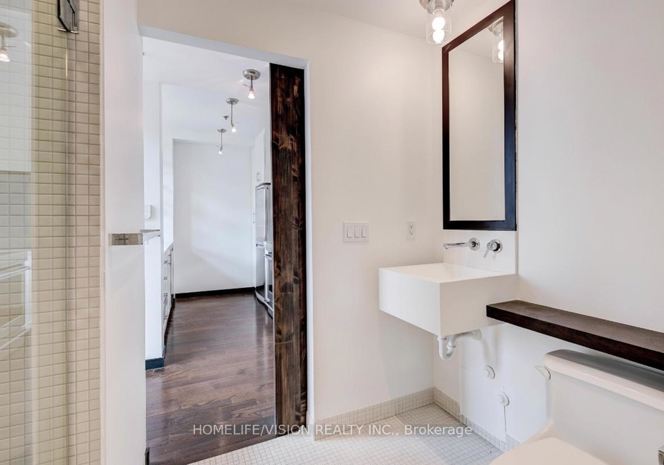 915-king-street-w-toronto-ontario-c13451476