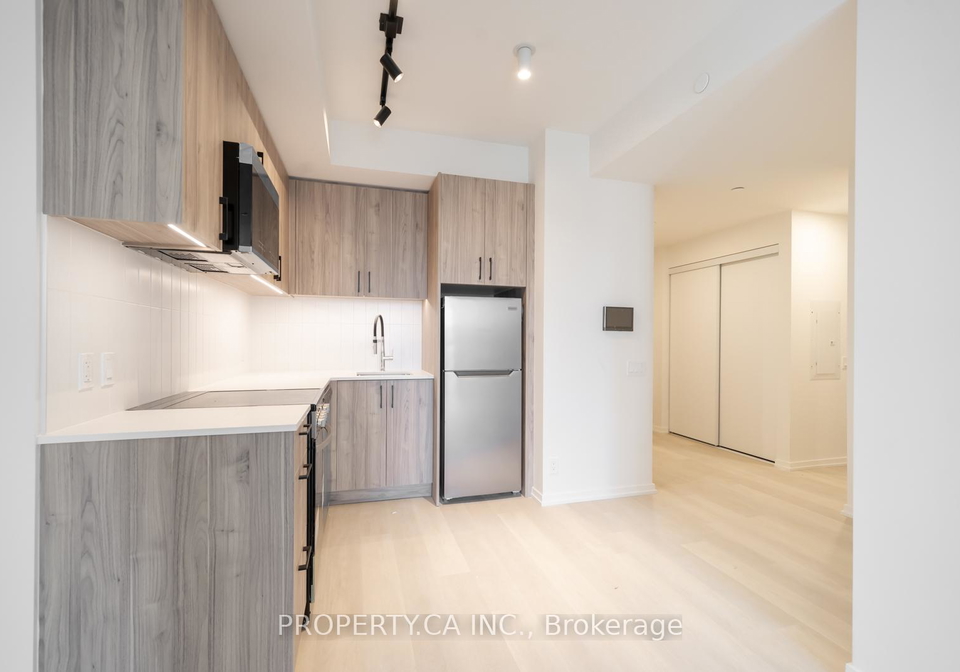 109-erskine-avenue-toronto-ontario-c13451548