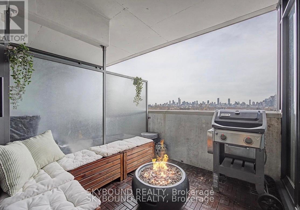 20-minowan-miikan-lane-toronto-ontario-c13451578
