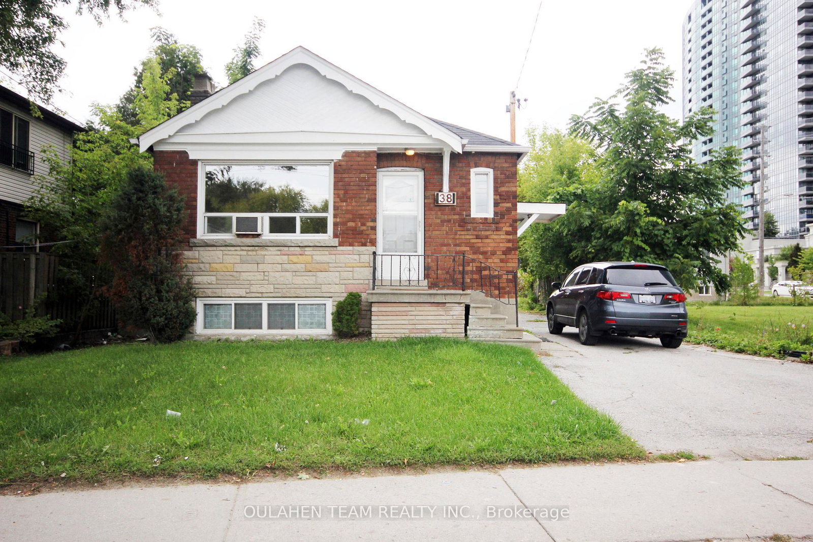 38-finch-avenue-w-toronto-ontario-c13451824