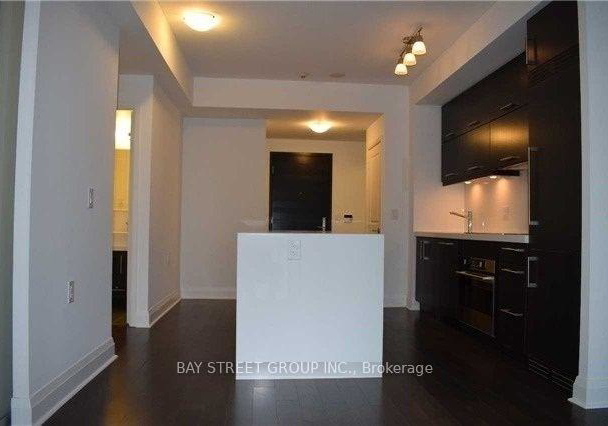 65-st-mary-street-toronto-ontario-c13452032