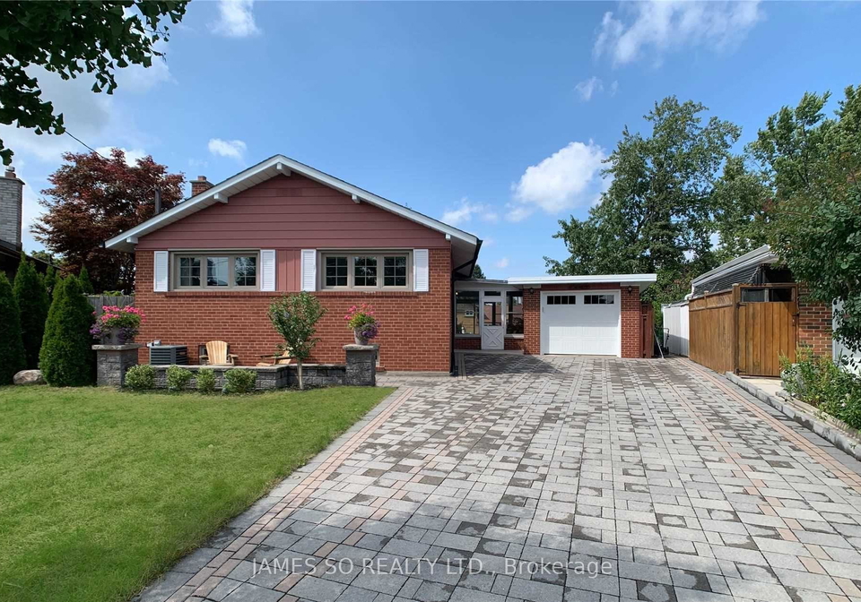 10-mere-court-north-york-ontario-c13452112