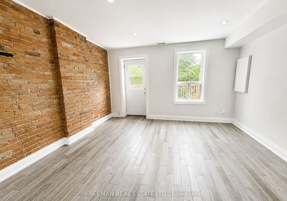 342-howland-avenue-toronto-ontario-c13452212