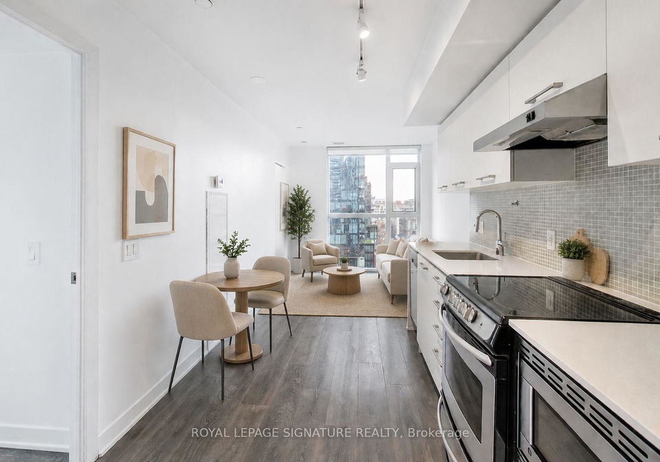 87-peter-street-toronto-ontario-c13452370