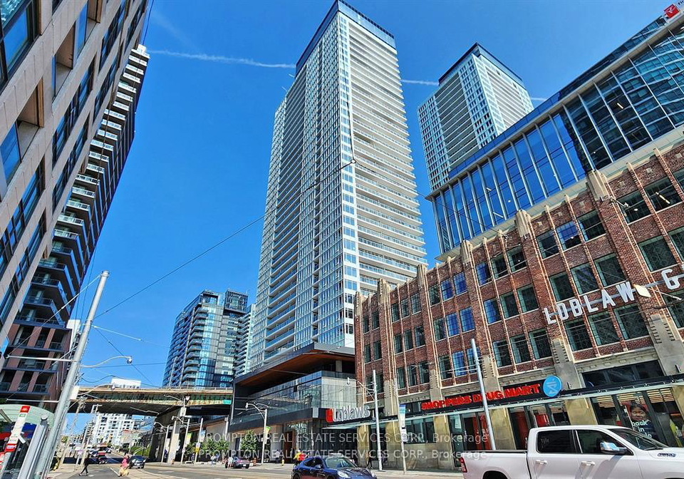 19-bathurst-street-toronto-ontario-c13452690