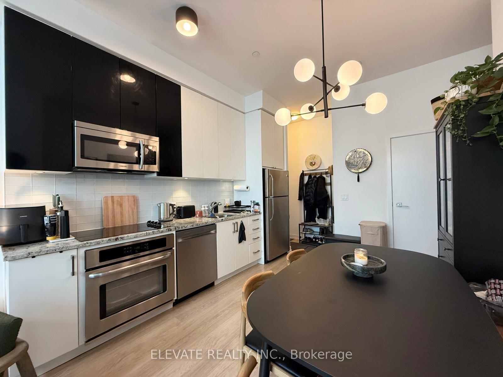 98-lillian-street-toronto-ontario-c13452810