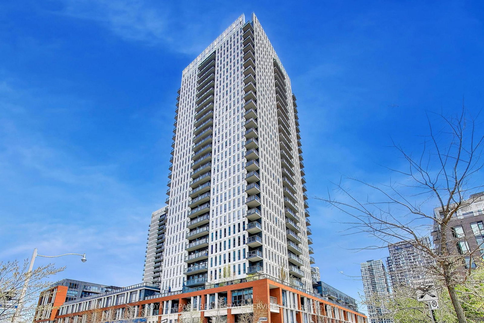 55-regent-park-boulevard-toronto-ontario-c13452898