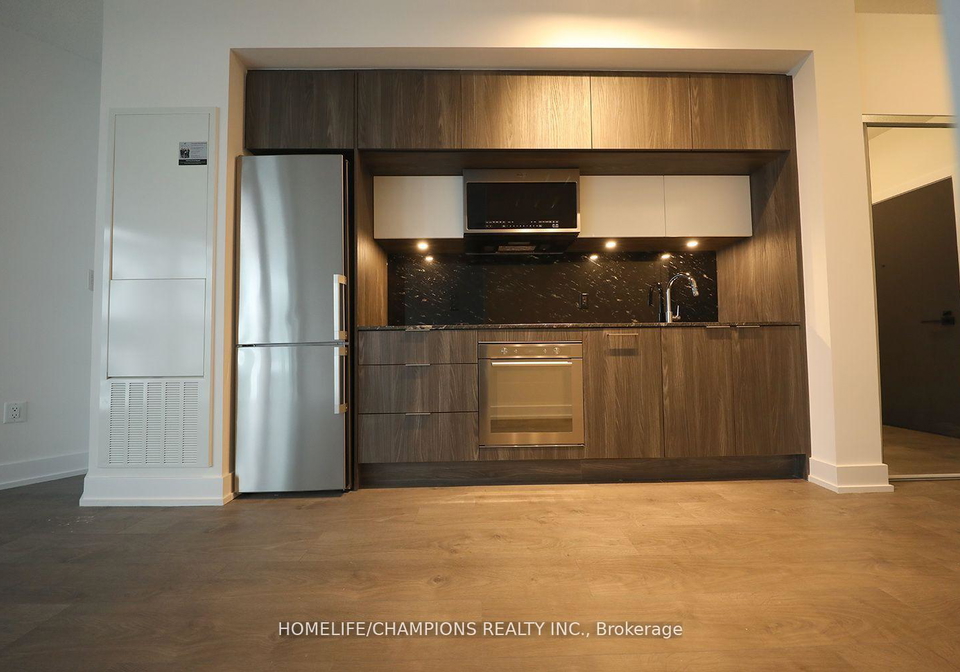 25-adra-grado-way-north-york-ontario-c13452912