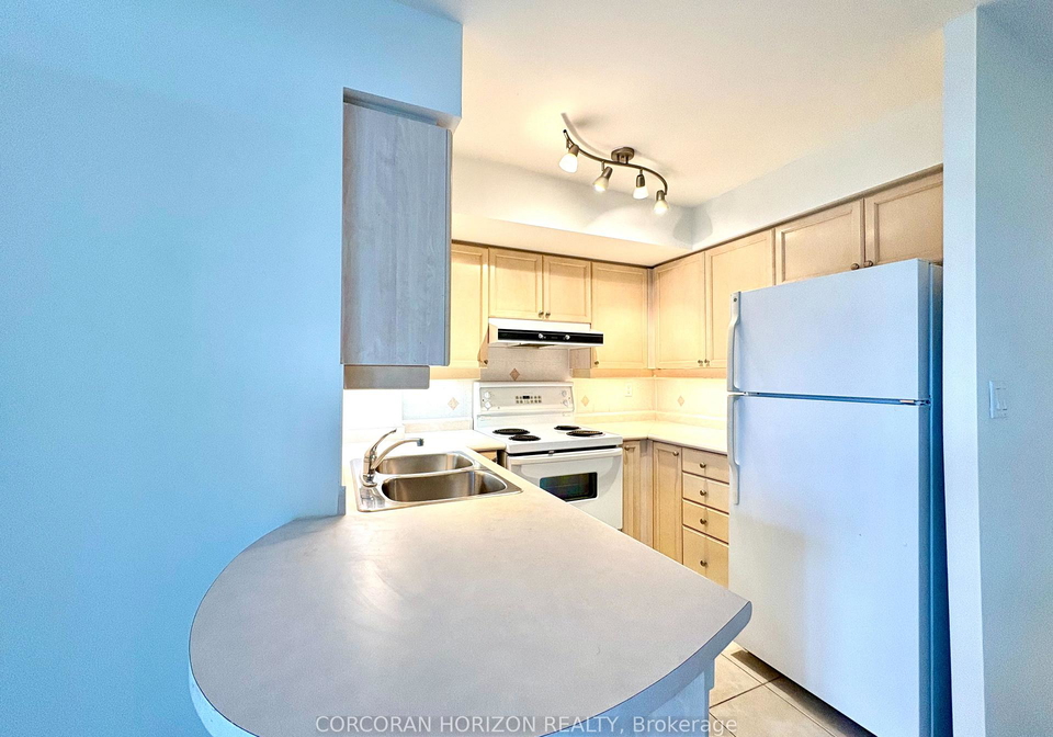 1-rean-drive-north-york-ontario-c13452948