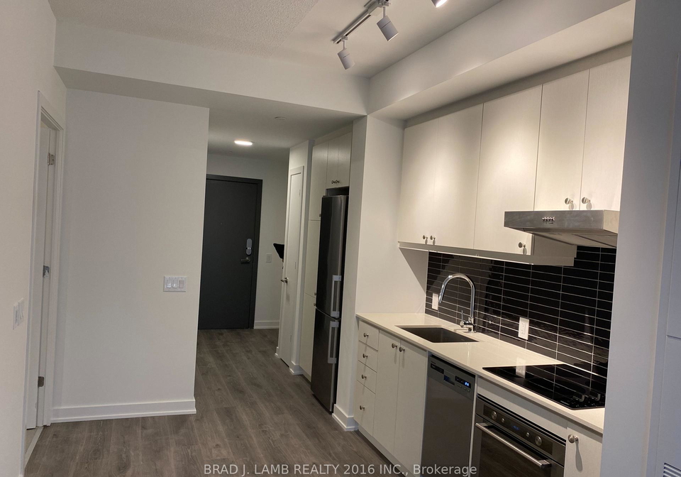 9-tecumseth-street-toronto-ontario-c13452980