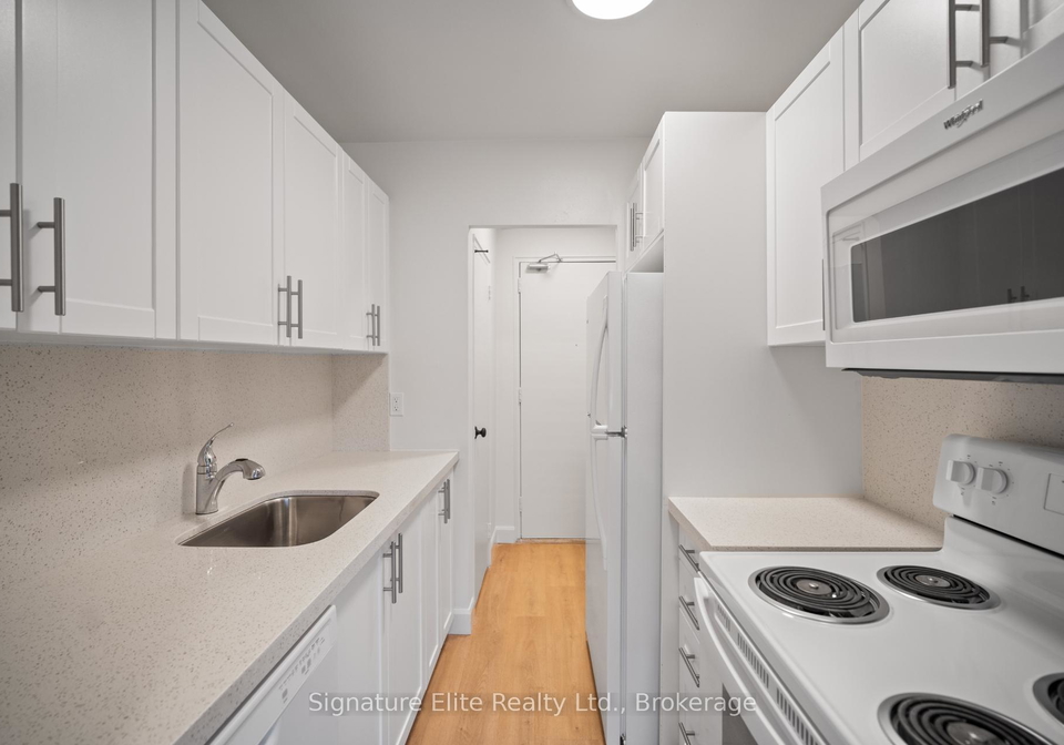 3-swift-drive-north-york-ontario-c13453114