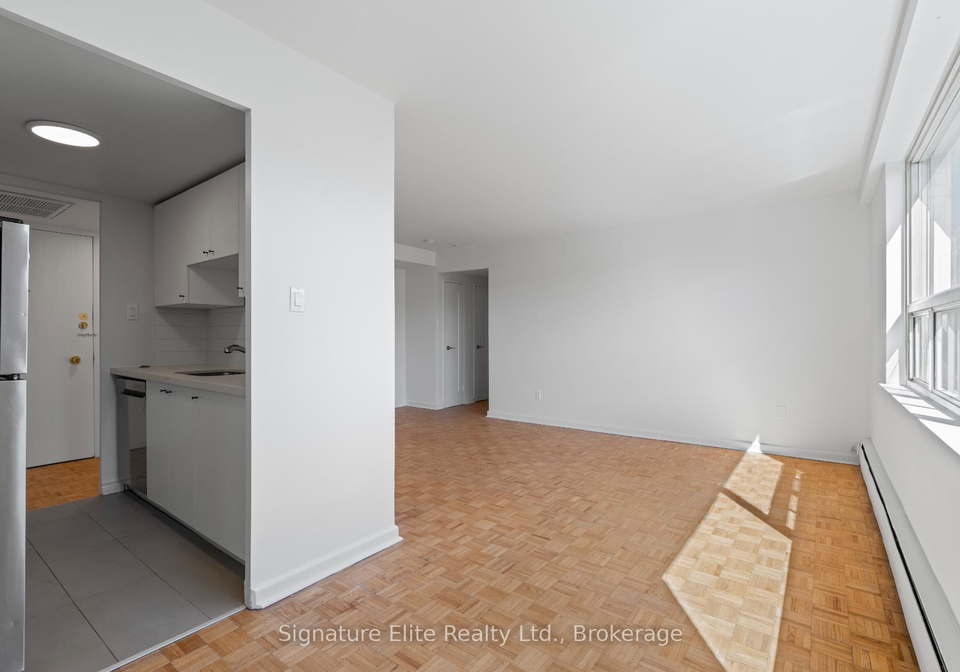 250-st-clair-avenue-w-toronto-ontario-c13453120