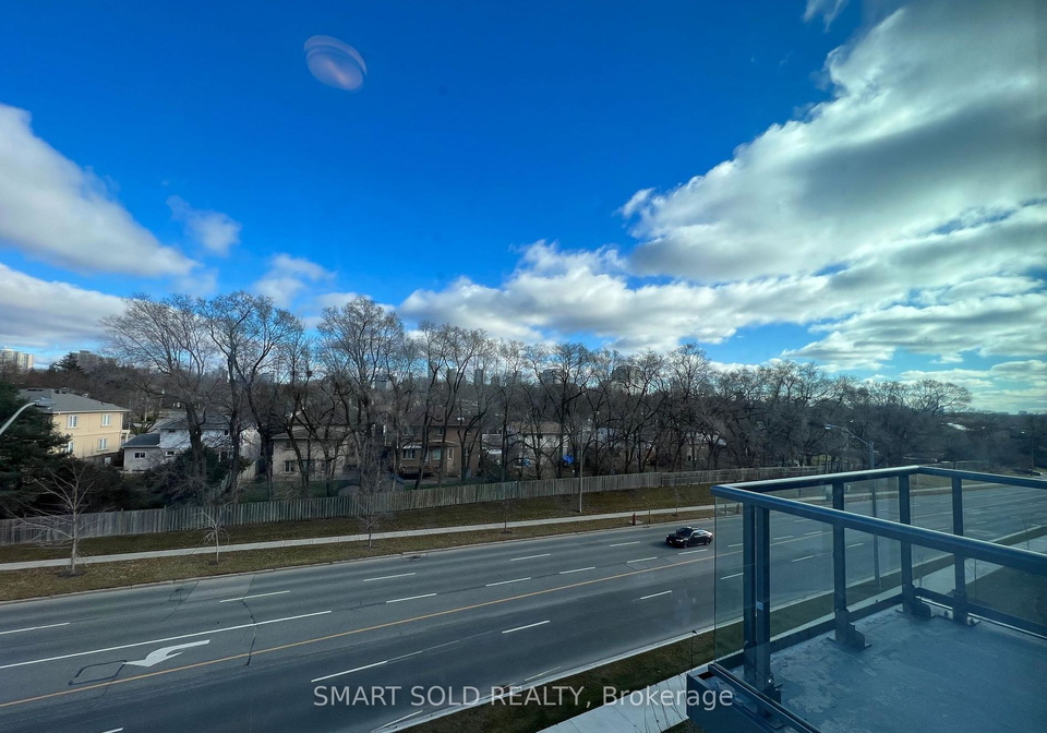 25-adra-grado-way-north-york-ontario-c13453286