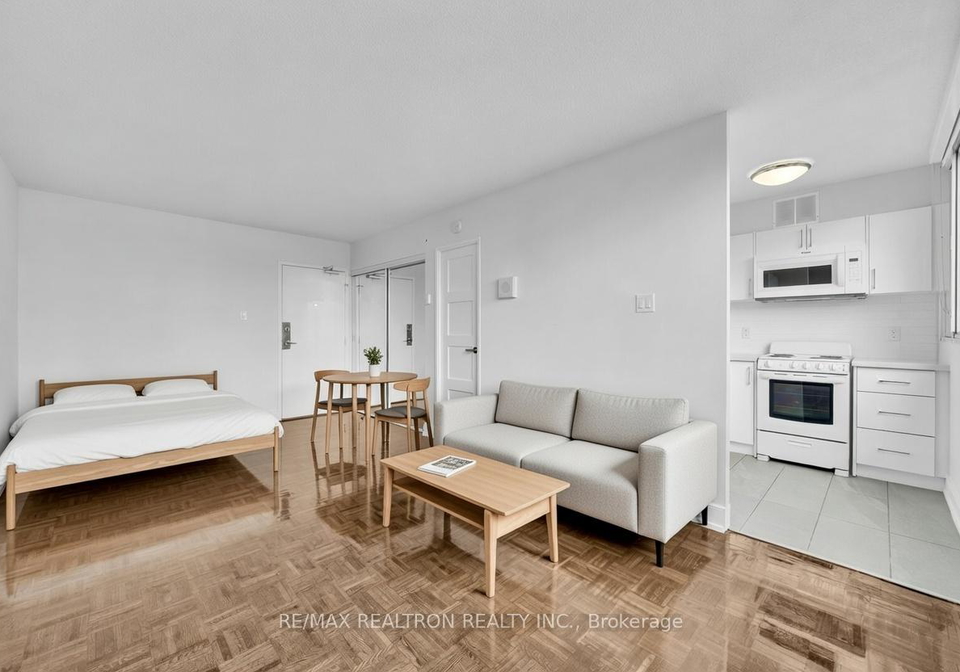 33-isabella-street-toronto-ontario-c13453326