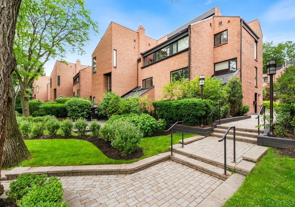 10-walker-avenue-toronto-ontario-c13453340