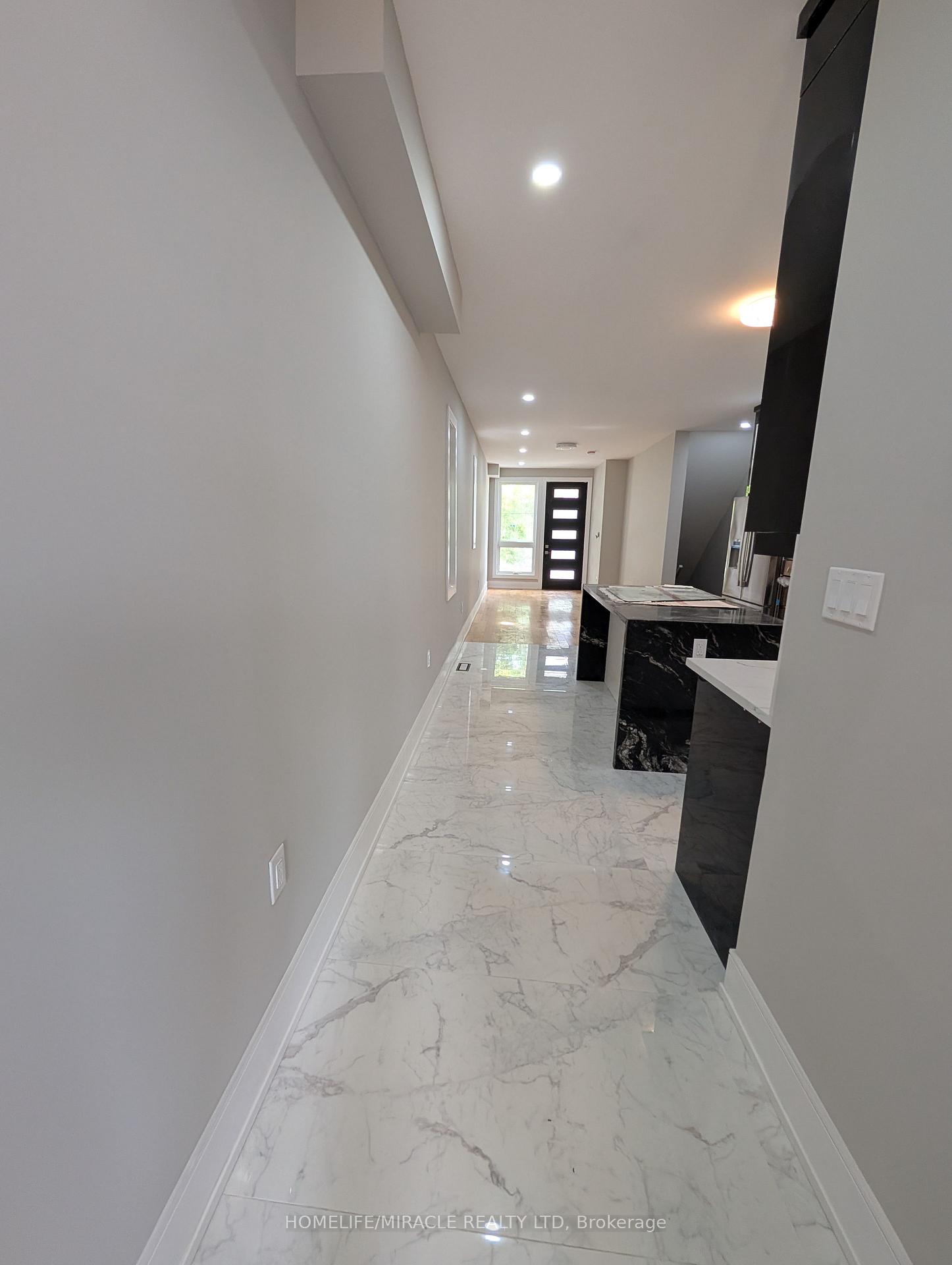 2099-dufferin-street-toronto-ontario-c13453518